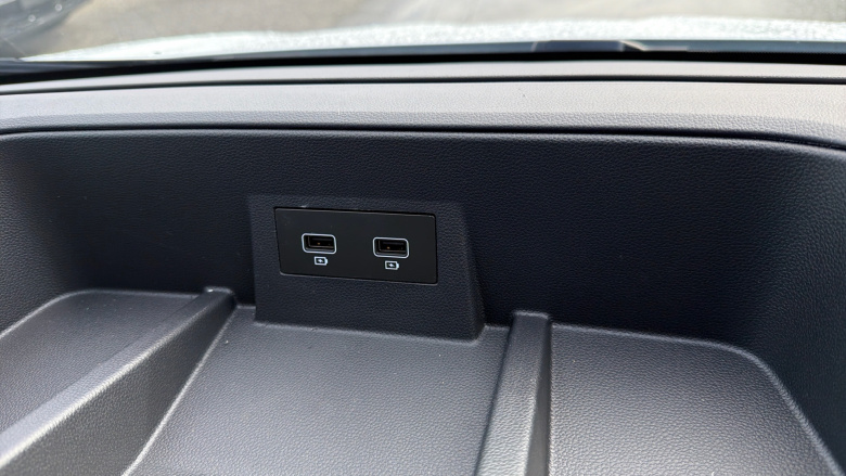 Renault Trafic Lwb Diesel LL30 Blue dCi 150 Extra [Safety] Crew Van